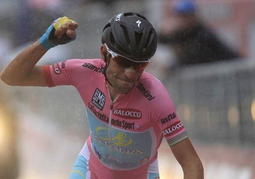 Vincenzo Nibali extended his lead to 4min 02sec after winning the 18th stage of the 96th Giro d'Italia on May 23, 2013